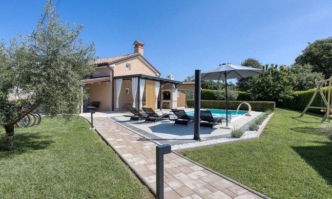 Sveta Nedelja Villa | Villa Lana near Labin
