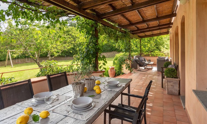 Todi Villa | Villa L'Arco. Lujo con aire acondicionado. Piscina con zona de hidromasaje. Wifi. Cerca de la Toscana