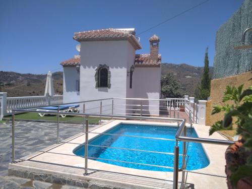 Torrox Chalet De Esquí | Villa Las Encinas COSTA DEL SOL