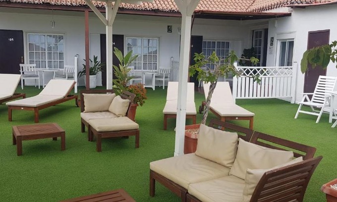 San Eugenio Hotel | Villa las Flores