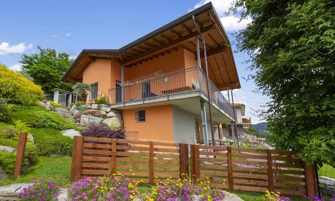 Besozzo Villa | Villa Laura, Besozzo, Italia