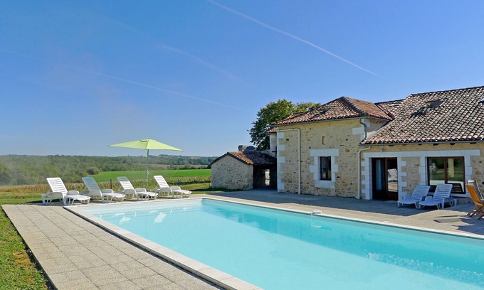 Mainzac Villa | Le Breuil, 16ABBO, child-friendly, with heated pool, stunning views