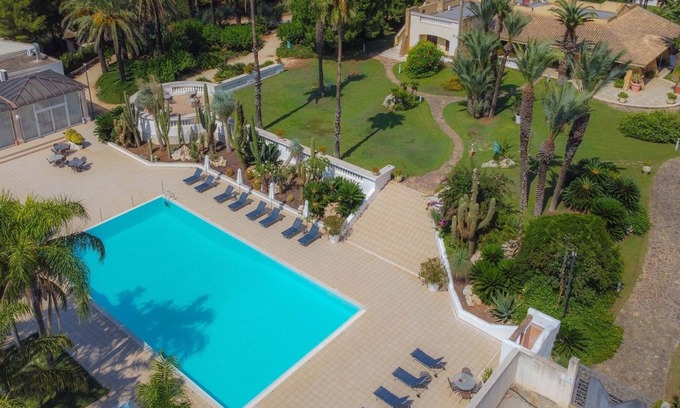 Marsala Villa | Villa de lujo en Oasis natural con piscina, campo de golf, tenis, a 8 km del mar.