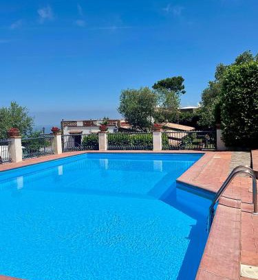 Schiazzano Casa | Villa Le Ortensie