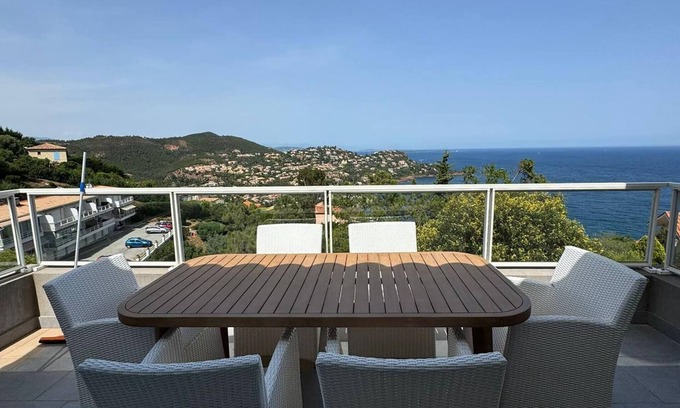 Espero-Pax Villa | Villa Le Trayas 4 habitaciones magníficas vistas al mar