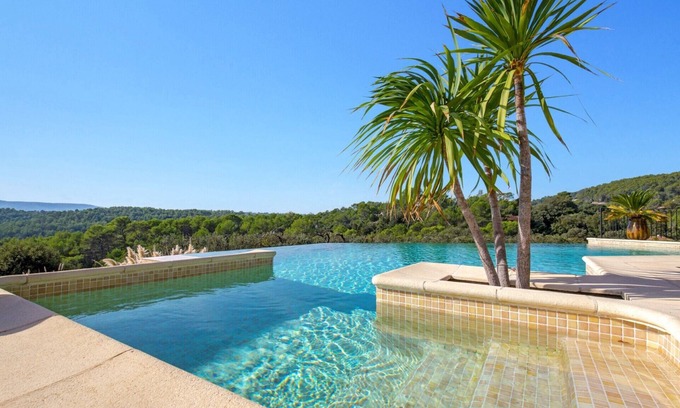 Lorgues Villa | Villa Les Etoiles by Villa Plus