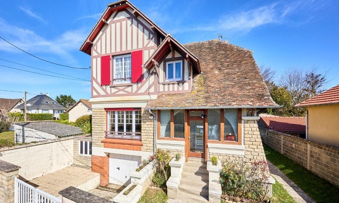 Bernieres-sur-Mer Casa | Villa Les Mouettes - A 50 m de la plage