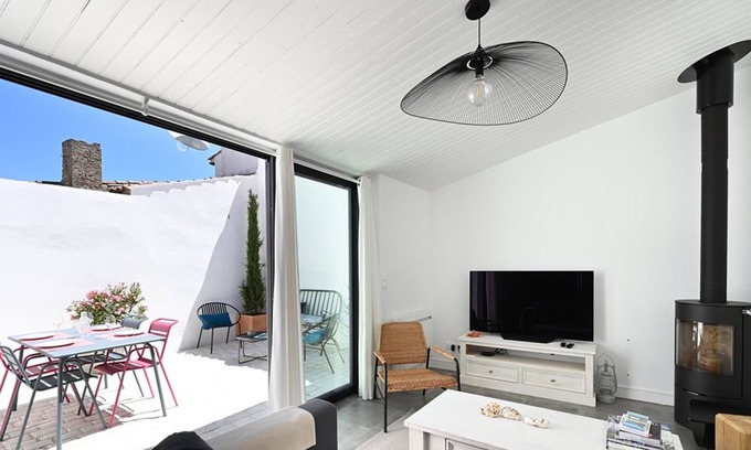 Les Portes-en-Re Casa | Villa Les Portes-en-Ré, 2 bedrooms, 4 persons