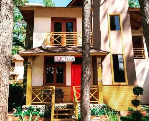 La Vega Province Villa | Villa Linet