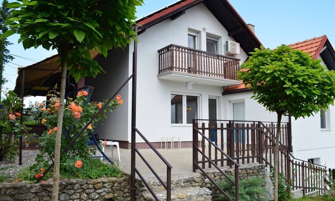 Belgrade Casa | Villa LipaHills for parties or family holidays
