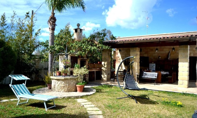 San Foca Villa | Villa 'Ll04 Hikari Con Spazi Esterni' con jardín privado, Wi-Fi y aire acondicionado