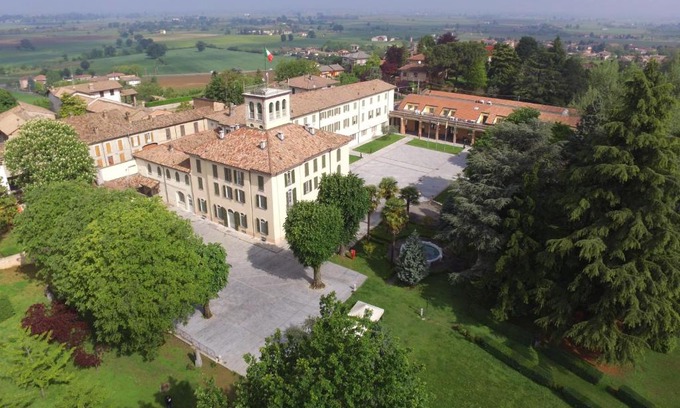 Montebello della Battaglia Casa | Villa Lomellini