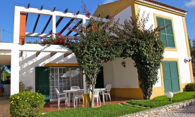 Alfarim Villa | Villa situada en el último condominio antes de llegar a la playa de Meco