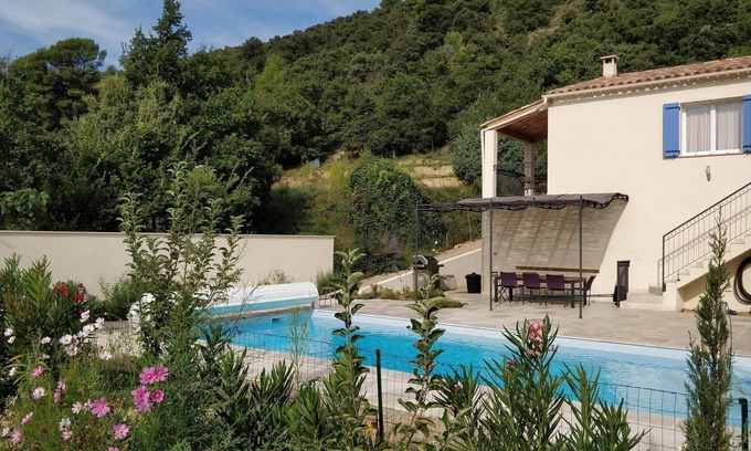 Allemagne-en-Provence Villa | Villa, 3 dormitorios, 6-8 pers., Piscina privada y petanca ,, wifi y bicicletas incluidas