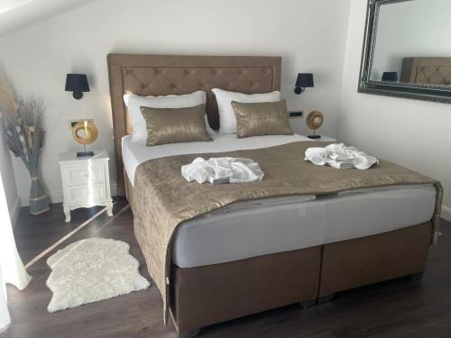 Kastel Stafilic Apartamento | Villa LOREN Apartments & Rooms
