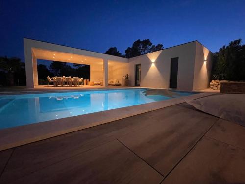 Montfort-sur-Argens Casa | Villa Loura - Villa contemporaine avec piscine