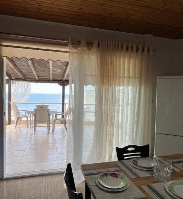 Qafe e Gjashtes Apartamento | Villa Luna Vista