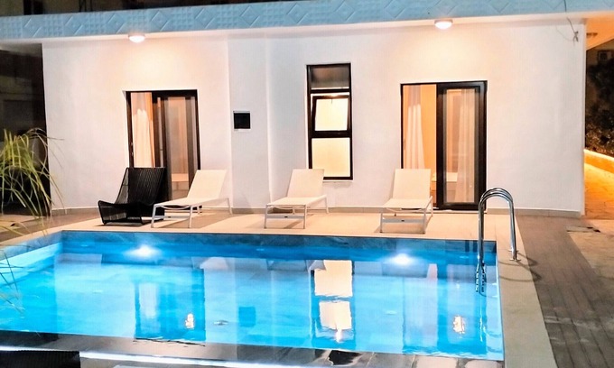 Nea Chora Villa | Villa 'Luxsuites' con Wi-Fi y aire acondicionado