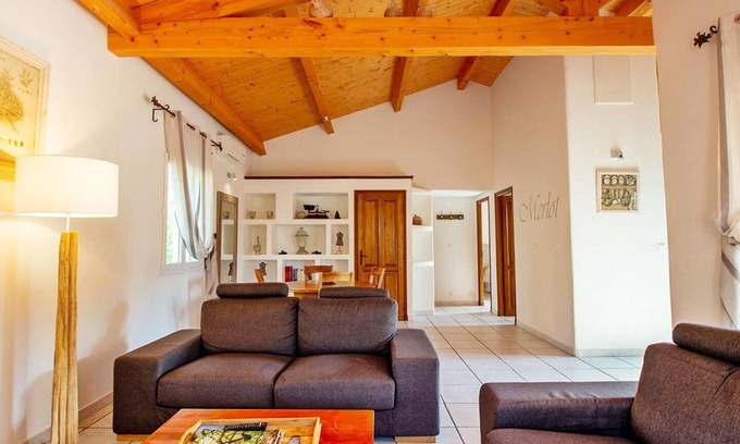 Saint-Maurice-dʼArdeche Villa | Villa-Villa-Baño con bañera-Terraza