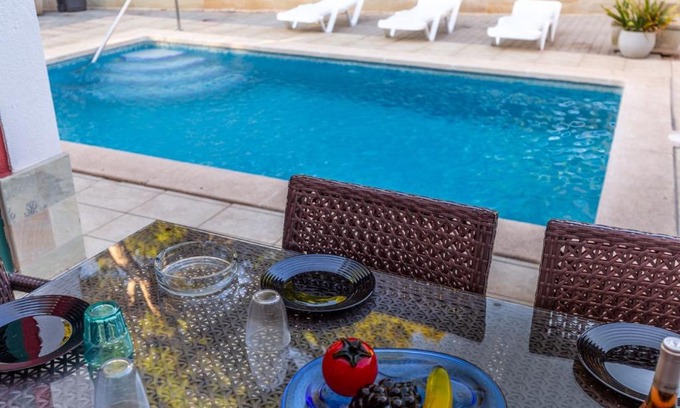 Tolleric Casa | Villa Malen'S