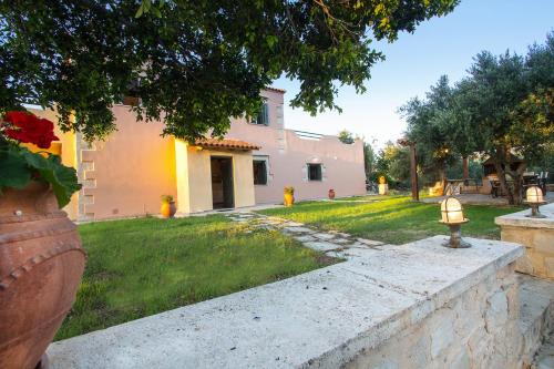 Filaki Villa | Villa Manoutsio