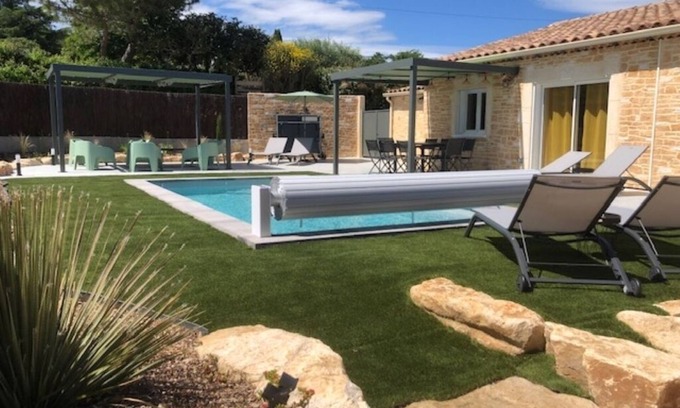Saint-Marcel-de-Careiret Villa | Villa Mapokia 2 Climatisée Avec Piscine Chauffée Privative Proche Uzès