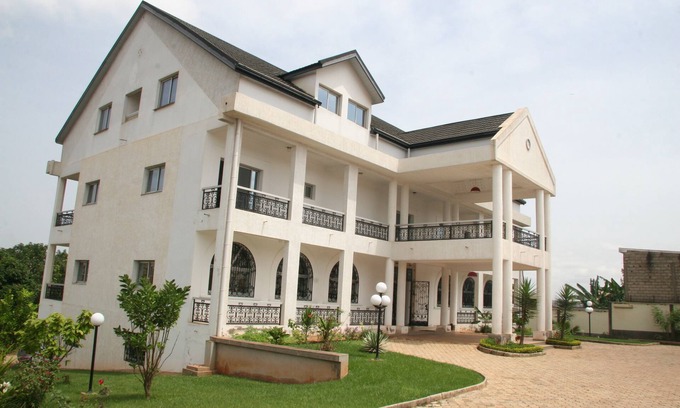 Yaounde Apartamento | APARTAMENTO VILLA MARCO 1
