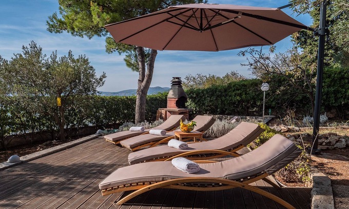 Seget Vranjica Villa | Villa Mare casa **** / vacaciones de lujo en la playa en Vranjica (Trogir Riviera)
