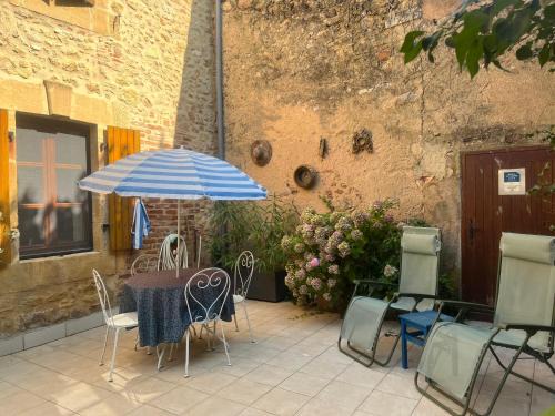 Pays-de-Belves Casa | villa Marguerite terrasse & garage