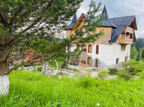 Yablunytsya Casa | Villa Maria