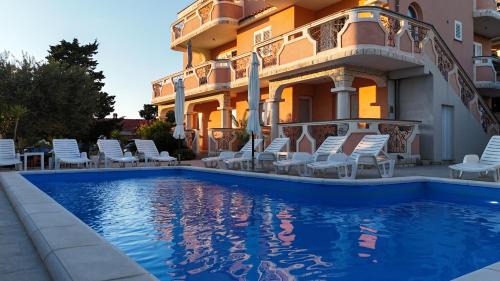 Zrce Apartamento | Villa Marija Novalja