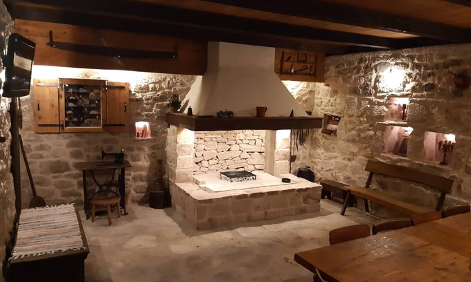 Lecevica Casa | Villa MariLu- Family house (82991-K1) - Lecevica