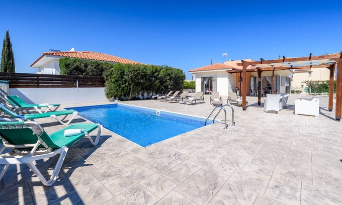 Protaras Chalet De Esquí | Villa Marizan - Private Pool Retreat