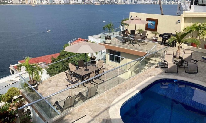 Caleta Casa | Villa Marlin