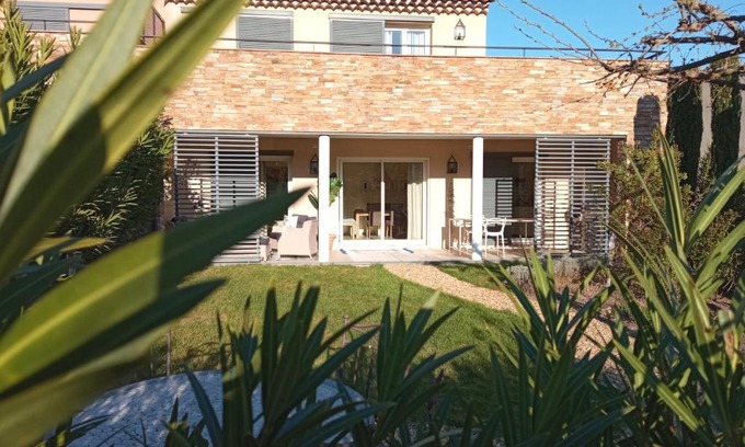 Plan-de-la-Tour Casa | Villa Marlo le Plan de la Tour