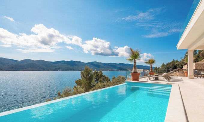 Viganj Casa | Villa Marra Exclusive Luxury Excellent Location State of the Art Villa