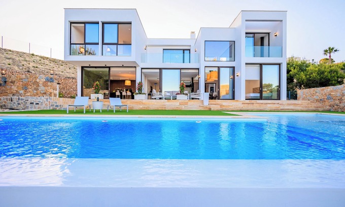 Lo Rufete Villa | VILLA MARTIN STONE Las colinas Golf Country club