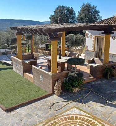 Alcalá del Valle Villa | VILLA MARTINEZ ALQUILER RURAL ISABEL