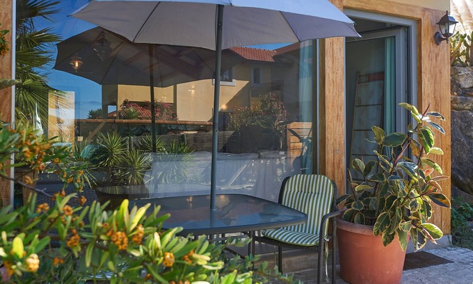 Cascais Chalet De Esquí | VILLA MARULHA-WINCH-A pie de playa Guincho, casa privada con jardín
