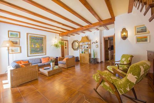 Canor Villa | Villa Mas Blanc - PlusHolidays