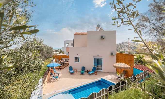 Kalathos Villa | Villa 'May Rose' con vistas al mar, Wi-Fi y aire acondicionado
