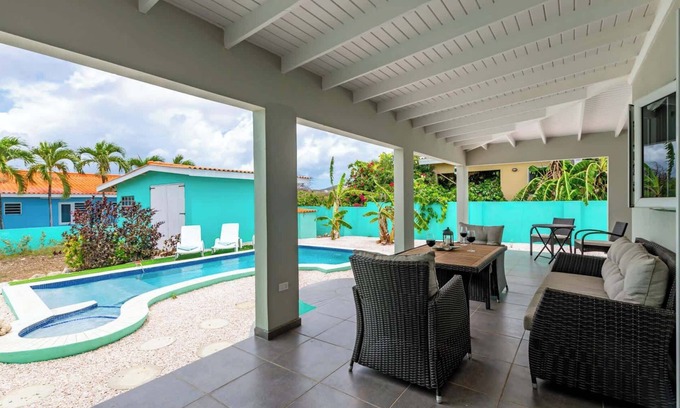 Barber Casa | Villa Maya - Barber S