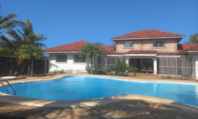 Diani Beach Villa | Villa Mbuyu Diani