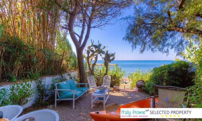 Formia Villa | Villa Melograno ★ Villa para 8 personas con acceso privado a la playa y al jardín