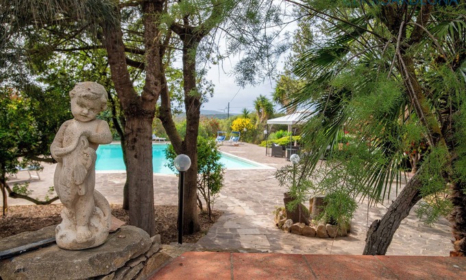 Porto Torres Casa | Villa Melograno con anexo, piscina exclusiva rodeada de vegetación