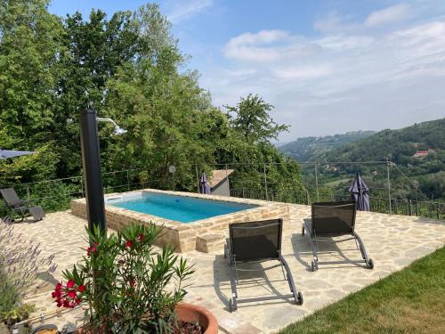 Rocchetta Palafea Casa | Villa Menaluna - 4-bedroom secluded country house with pool