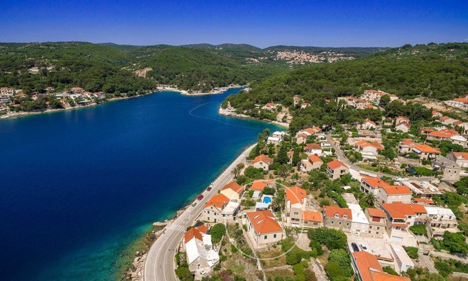 Sumartin Villa | Villa Mir Vami cerca de la playa, piscina privada, Sumartin, isla de Brac