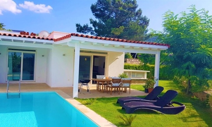 Bodrum Villa | Villa Mira - Gran espacio para familias numerosas con niños.