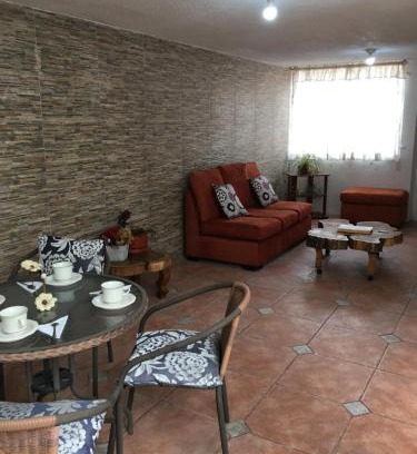 San Antonio de Pichincha Casa | Villa Mitad del Mundo