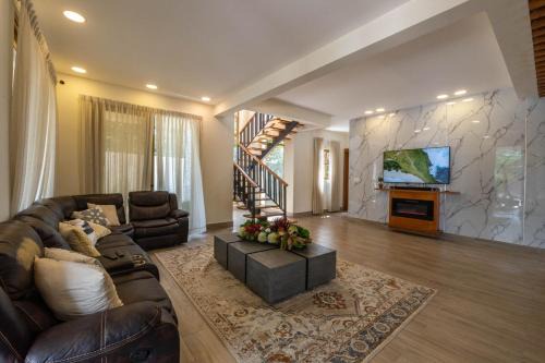 La Vega Villa | Villa Monaco RD